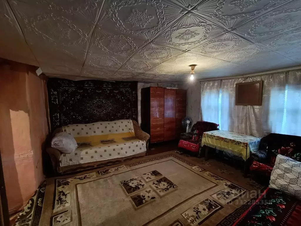 Дом в Саратовская область, Калининск ул. Гагарина (30 м) - Фото 1
