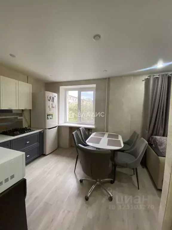 Студия Волгоградская область, Волгоград ул. Дымченко, 20 (31.4 м) - Фото 2