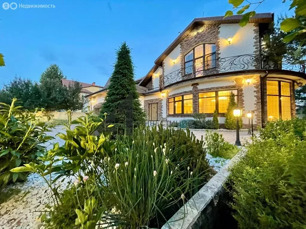 Дом в деревня Патрушева, Звёздная улица, 22 (300 м) - Фото 1