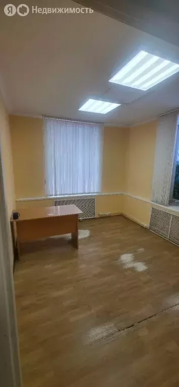 Торговая площадь (94 м) - Фото 1