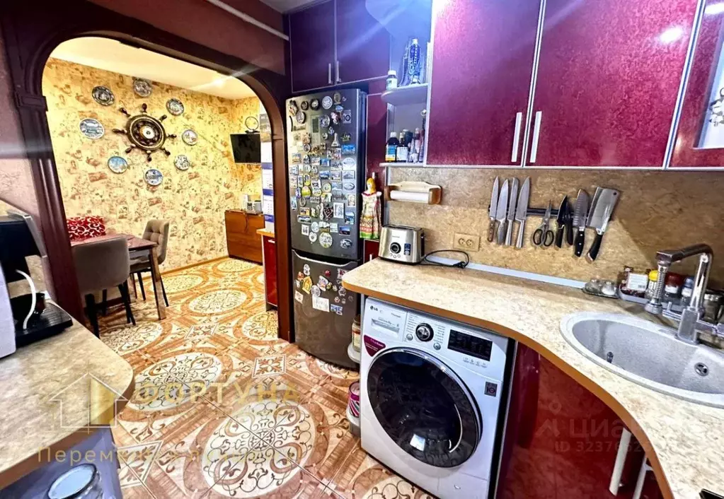 4-к кв. Нижегородская область, Бор пос. Октябрьский, ул. Победы, 12 ... - Фото 1