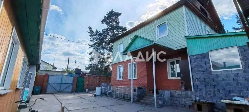 Дом в Бурятия, Улан-Удэ ул. Искристая, 27 (135 м) - Фото 2