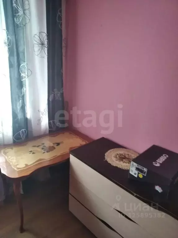 Комната Ямало-Ненецкий АО, Новый Уренгой Юбилейный мкр, 4/2 (8.0 м) - Фото 2