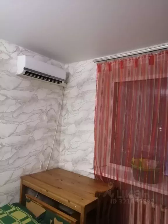 Комната Ростовская область, Таганрог ул. Комарова, 4-2 (18.0 м) - Фото 1
