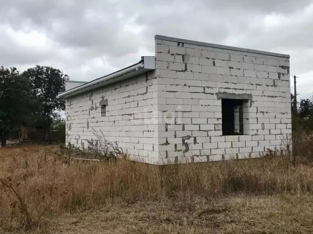 Дом в Краснодарский край, Выселковский район, Березанское с/пос, с. ... - Фото 2