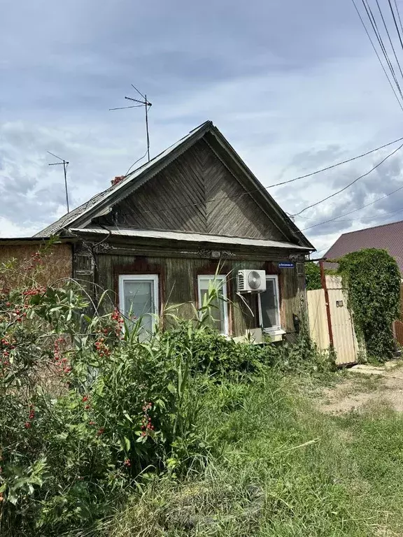 Дом в Саратовская область, Энгельс Новосовхозная ул., 46 (33 м) - Фото 1