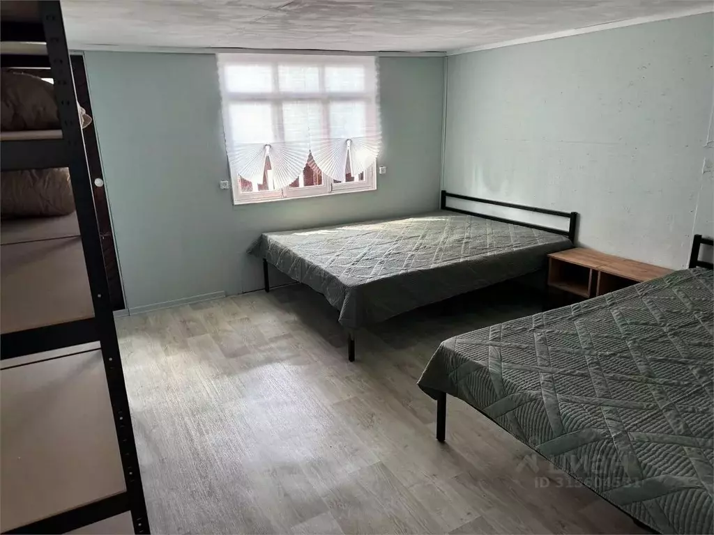 Дом в Челябинская область, Аргаяшский район, Яраткуловское с/пос, д. ... - Фото 0