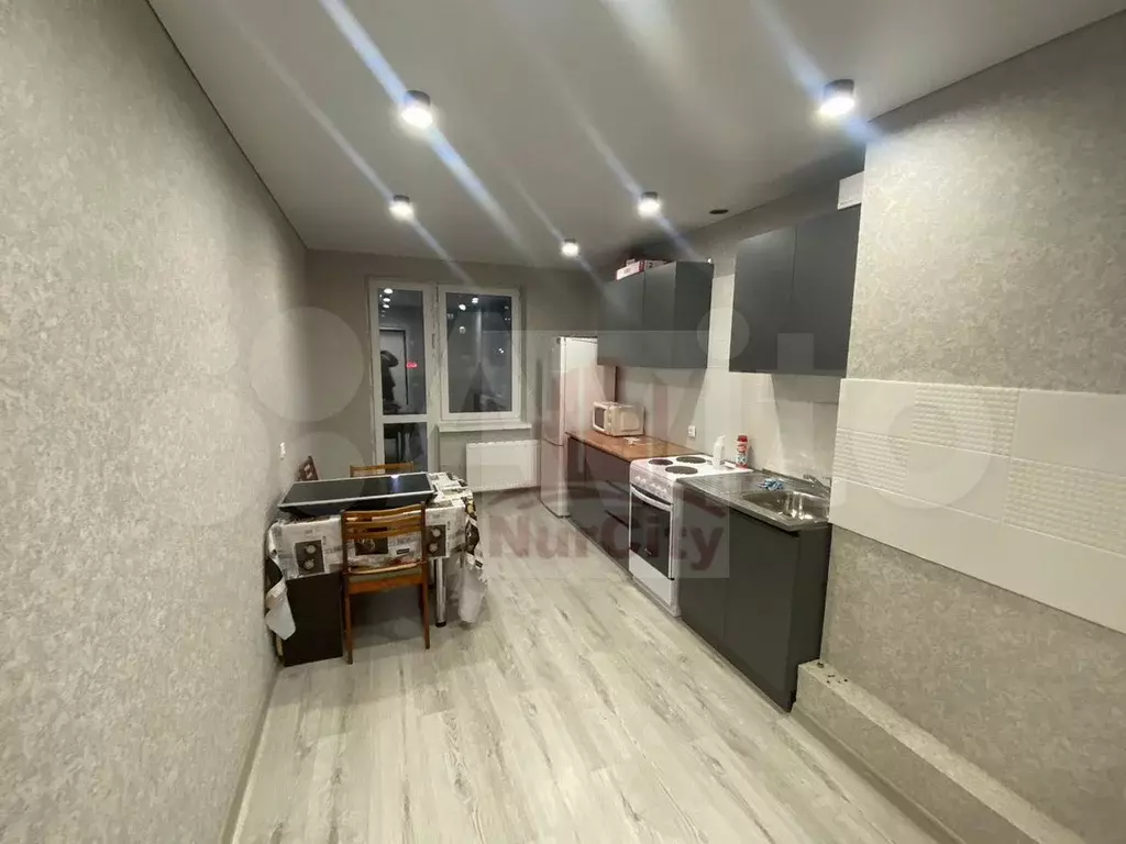 1-к. квартира, 40 м, 5/25 эт. - Фото 1