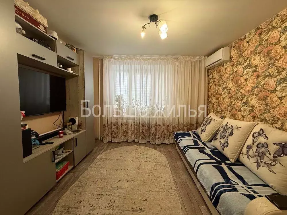 2-к кв. Волгоградская область, Волгоград Аракская ул., 33 (36.2 м) - Фото 1