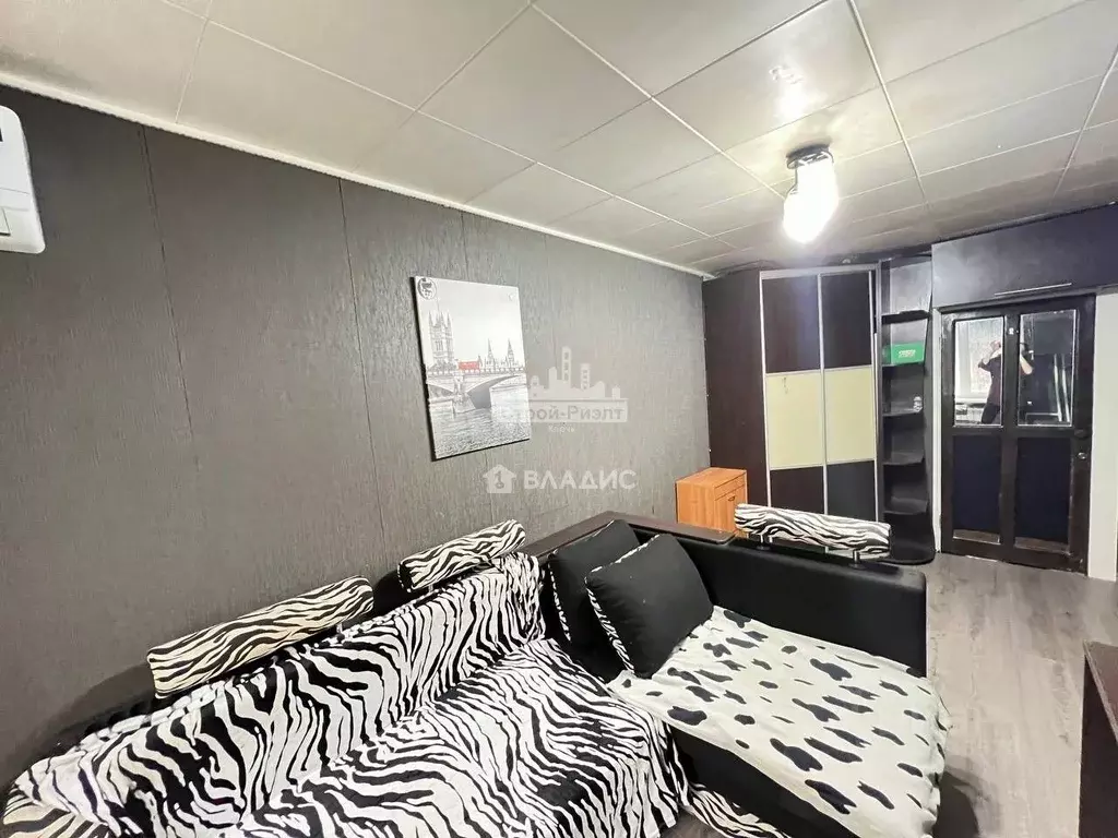 3-к кв. Крым, Керчь ул. Горького, 19 (58.7 м) - Фото 2