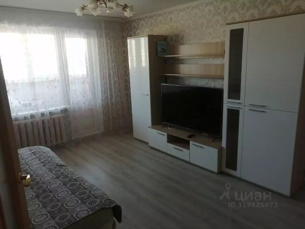 2-к кв. Тюменская область, Тюмень Широтная ул., 33 (52.0 м) - Фото 0