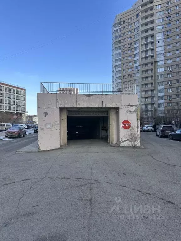 Гараж в Красноярский край, Красноярск Взлетка мкр, ул. Батурина, 30к2 ... - Фото 1