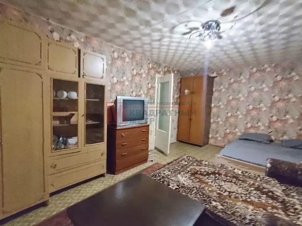 1-к кв. Белгородская область, Старый Оскол Макаренко мкр, 40 (35.0 м) - Фото 1