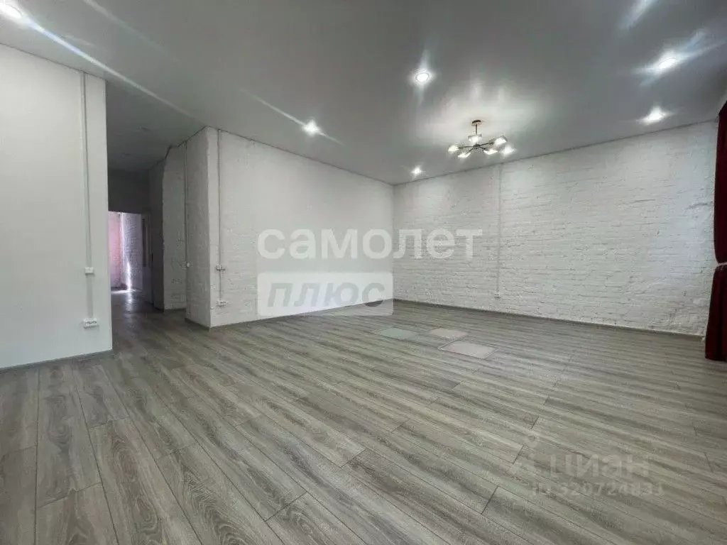 2-к кв. Омская область, Омск ул. Серова, 13 (59.0 м) - Фото 1