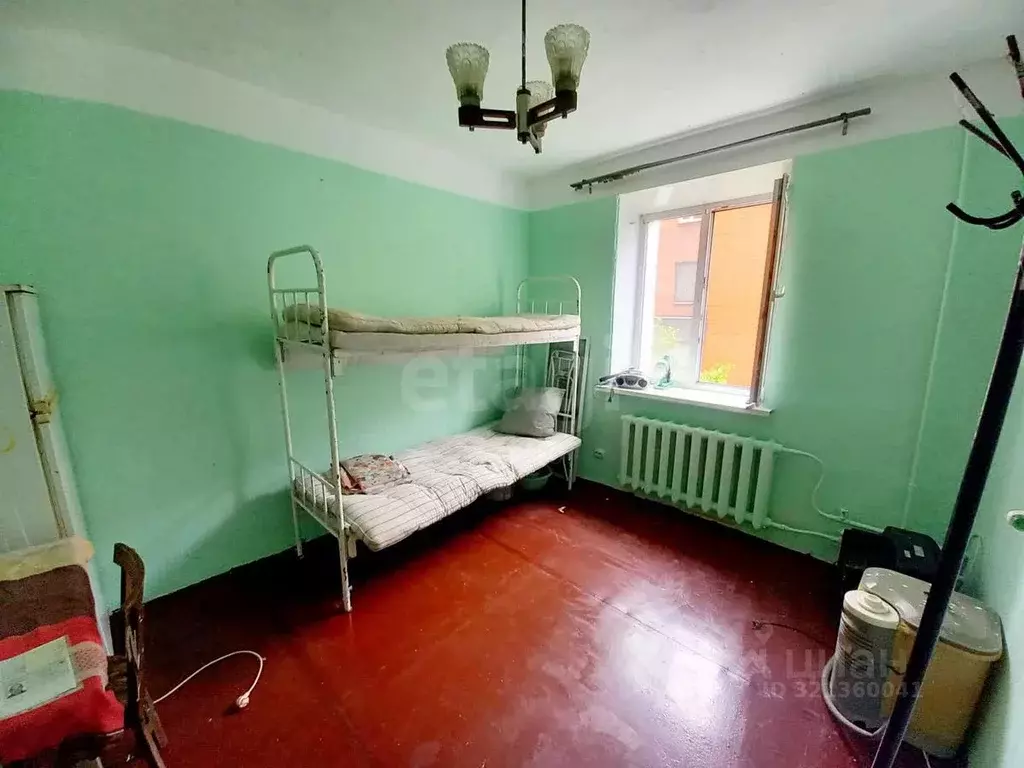 Комната Псковская область, Псков Красноармейская ул., 26 (10.8 м) - Фото 1