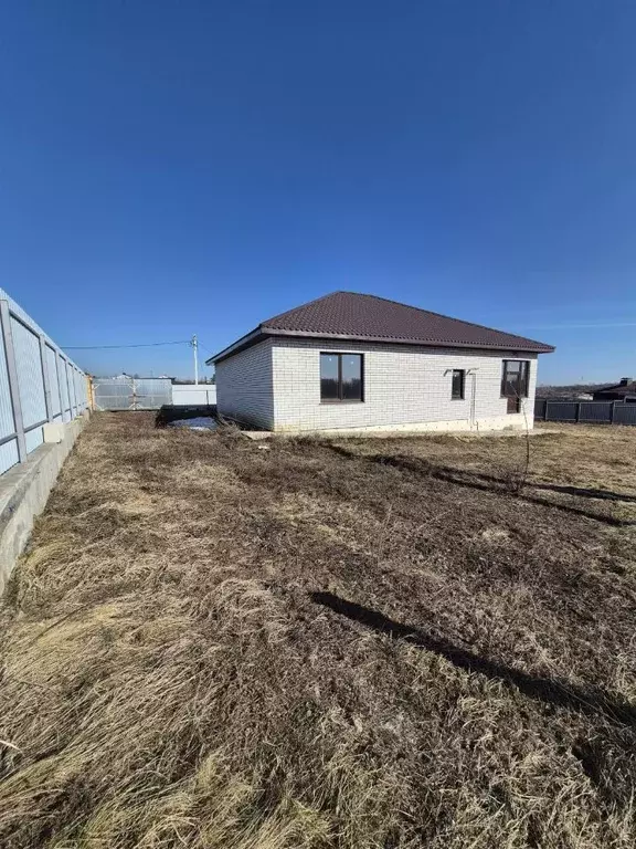 Дом в Липецкая область, Липецкий муниципальный округ, с. Пады ... - Фото 1