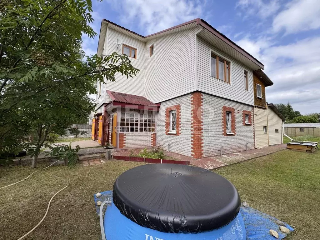Дом в Пермский край, Усолье Усольский район, ул. Аникина, 104 (244 м) - Фото 1