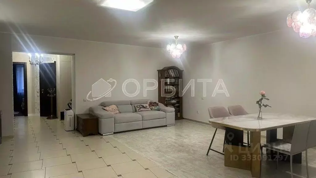 3-к кв. Тюменская область, Тюмень ул. Максима Горького, 55 (104.7 м) - Фото 2