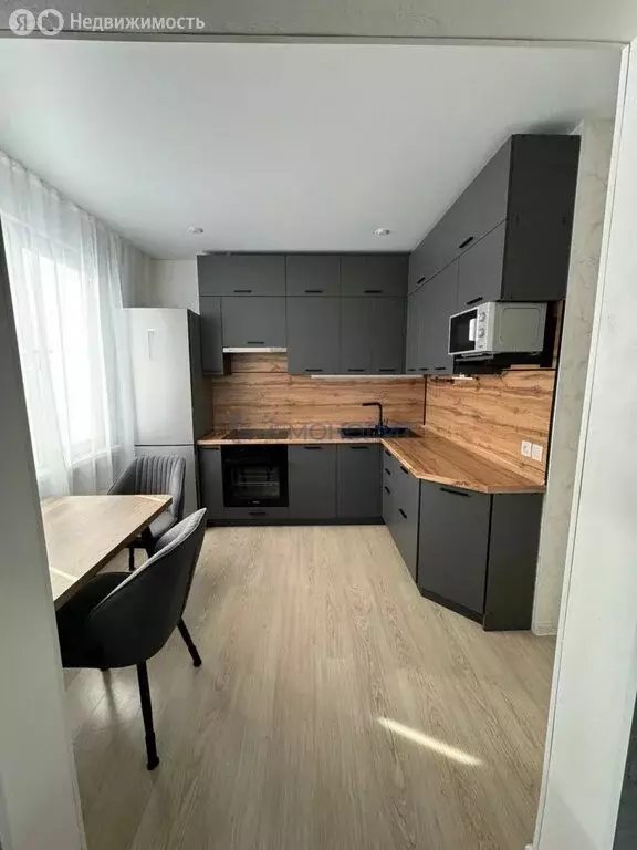 2-комнатная квартира: Нижний Новгород, Бурнаковская улица, 73 (52 м) - Фото 1