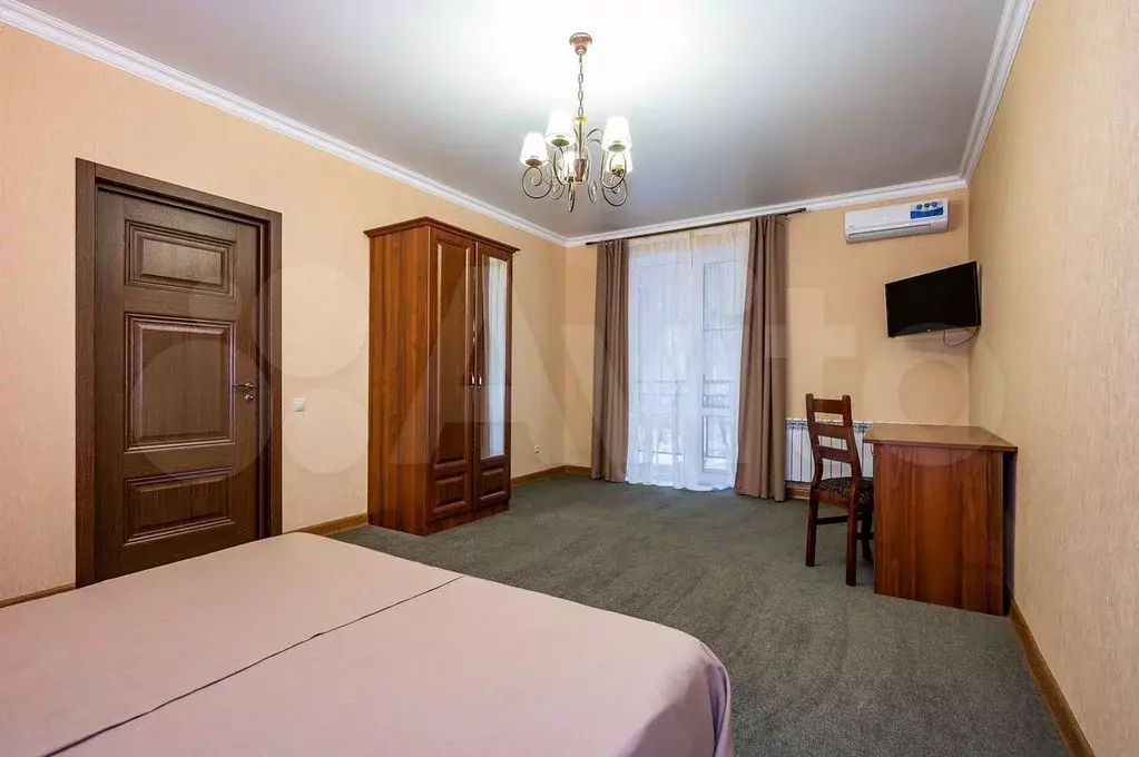 1-к. квартира, 53,9 м, 3/3 эт. - Фото 1