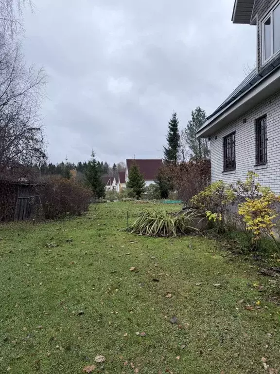 Дом в Ленинградская область, Гатчинский муниципальный округ, д. Малое ... - Фото 1