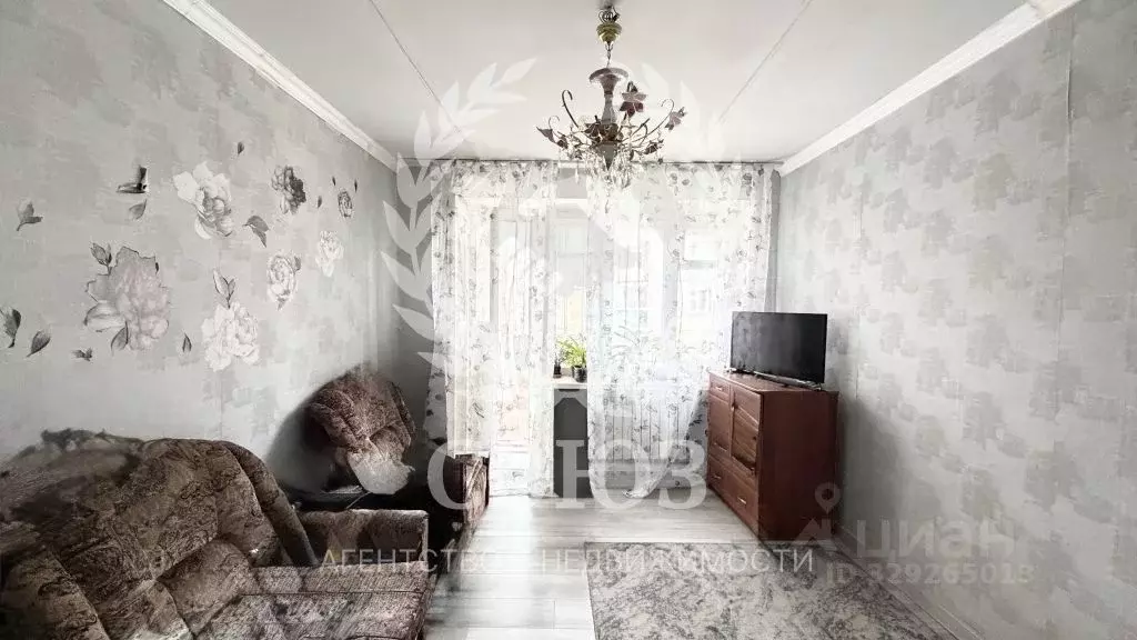 2-к кв. Калужская область, Жуков ул. Жабо, 6 (46.2 м) - Фото 1