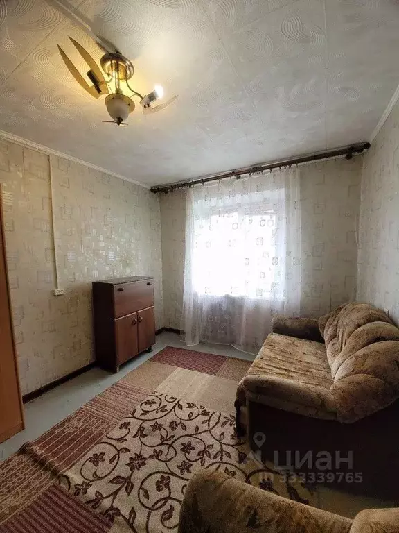 Комната Псковская область, Псков ул. Киселева, 8 (14.0 м) - Фото 1