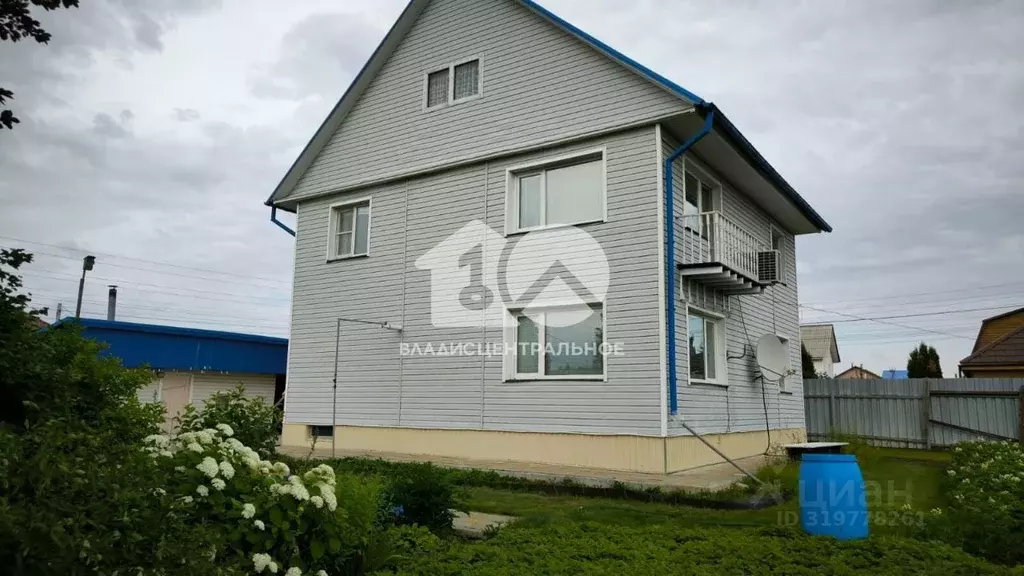 Дом в Новосибирская область, Бердск Отрадная ул., 38 (180 м) - Фото 0