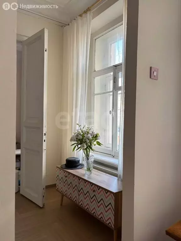 2-комнатная квартира: Санкт-Петербург, 16-я линия Васильевского ... - Фото 2