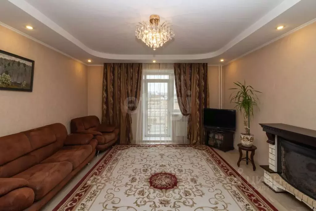 2-к кв. Красноярский край, Красноярск ул. Кирова, 43 (72.6 м) - Фото 1