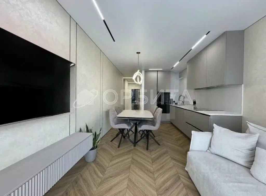 2-к кв. Тюменская область, Тюмень Харьковская ул., 72Б (74.5 м) - Фото 1