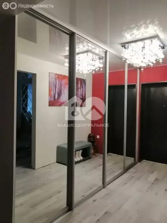 3-комнатная квартира: Бердск, Морская улица, 44к2А (75 м) - Фото 1
