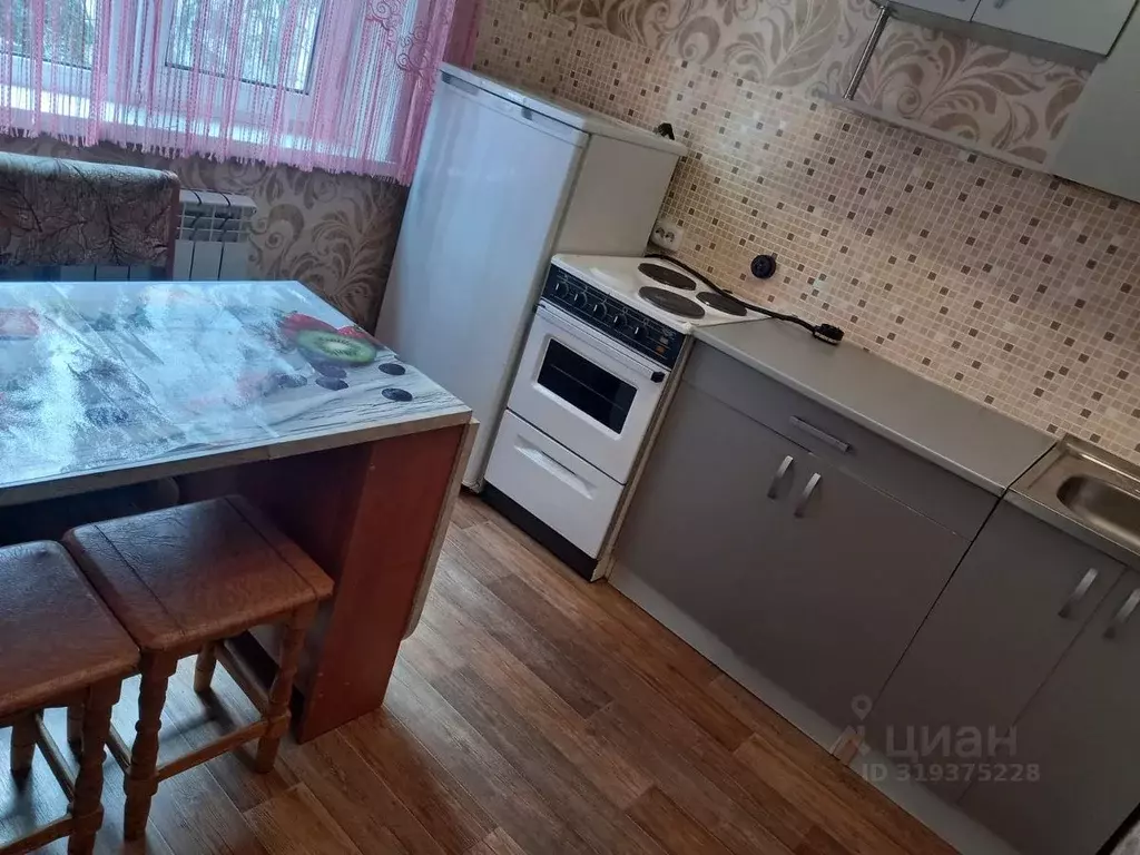 1-к кв. Алтайский край, Барнаул ул. Солнечная Поляна, 23 (36.0 м) - Фото 0
