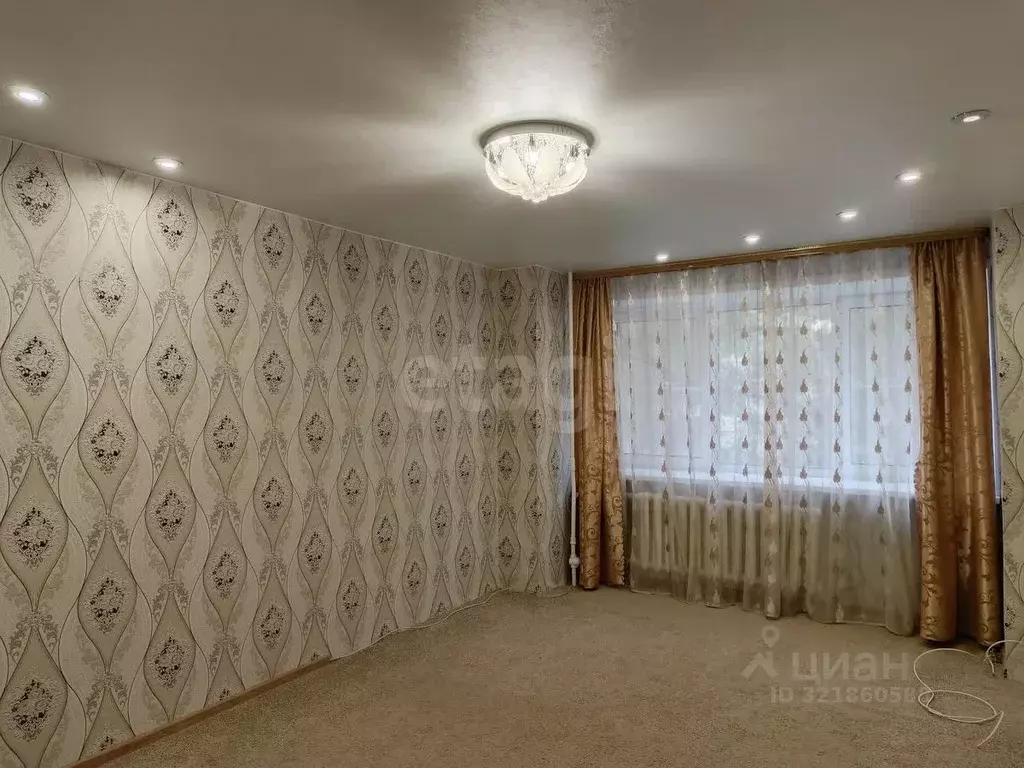 2-к кв. Псковская область, Остров Авиационная ул., 5 (46.6 м) - Фото 2