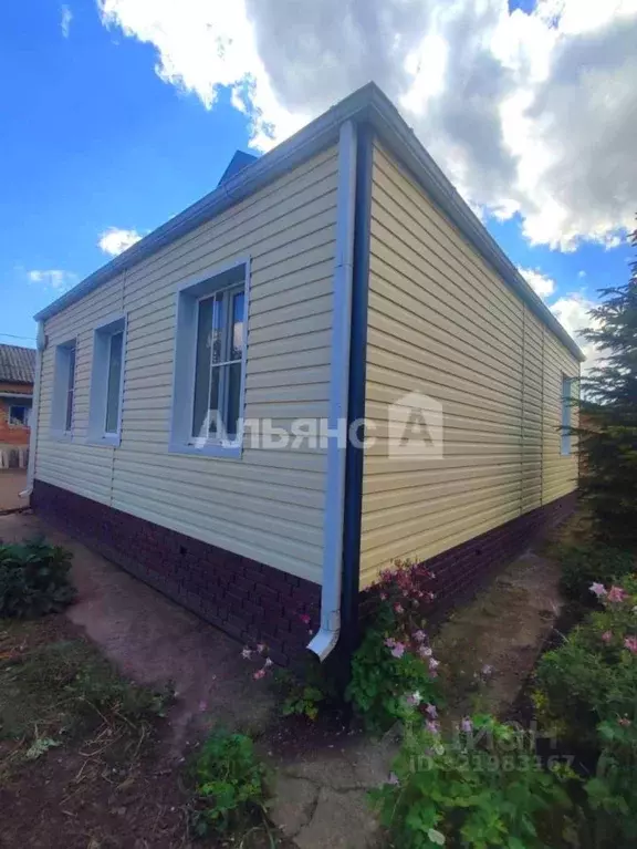 Дом в Краснодарский край, Усть-Лабинск ул. Дзержинского (78 м) - Фото 2