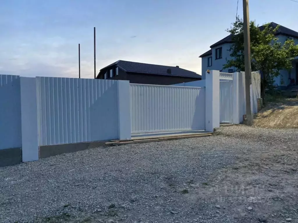 Участок в Краснодарский край, Новороссийск городской округ, с. Южная ... - Фото 1