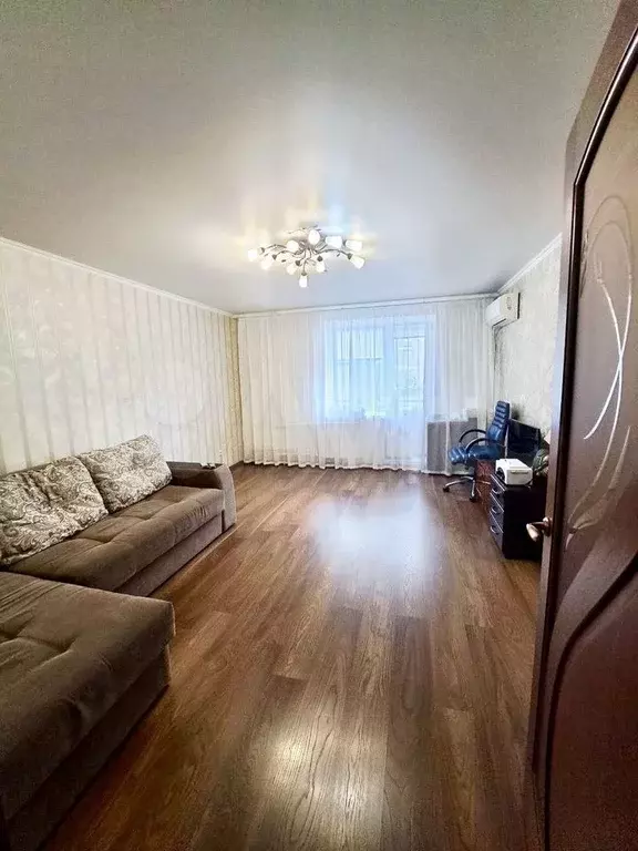 1-к. квартира, 44 м, 3/10 эт. - Фото 0