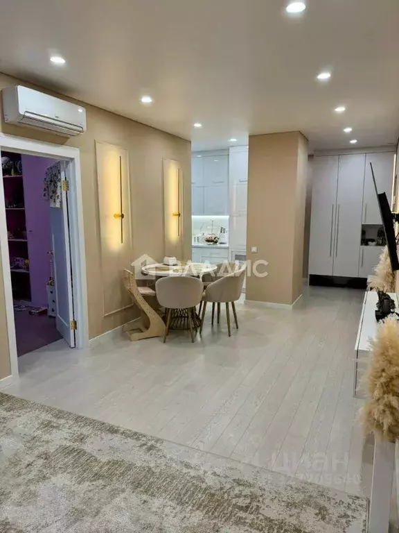 Квартира, 3 комнаты, 65.7 м - Фото 1