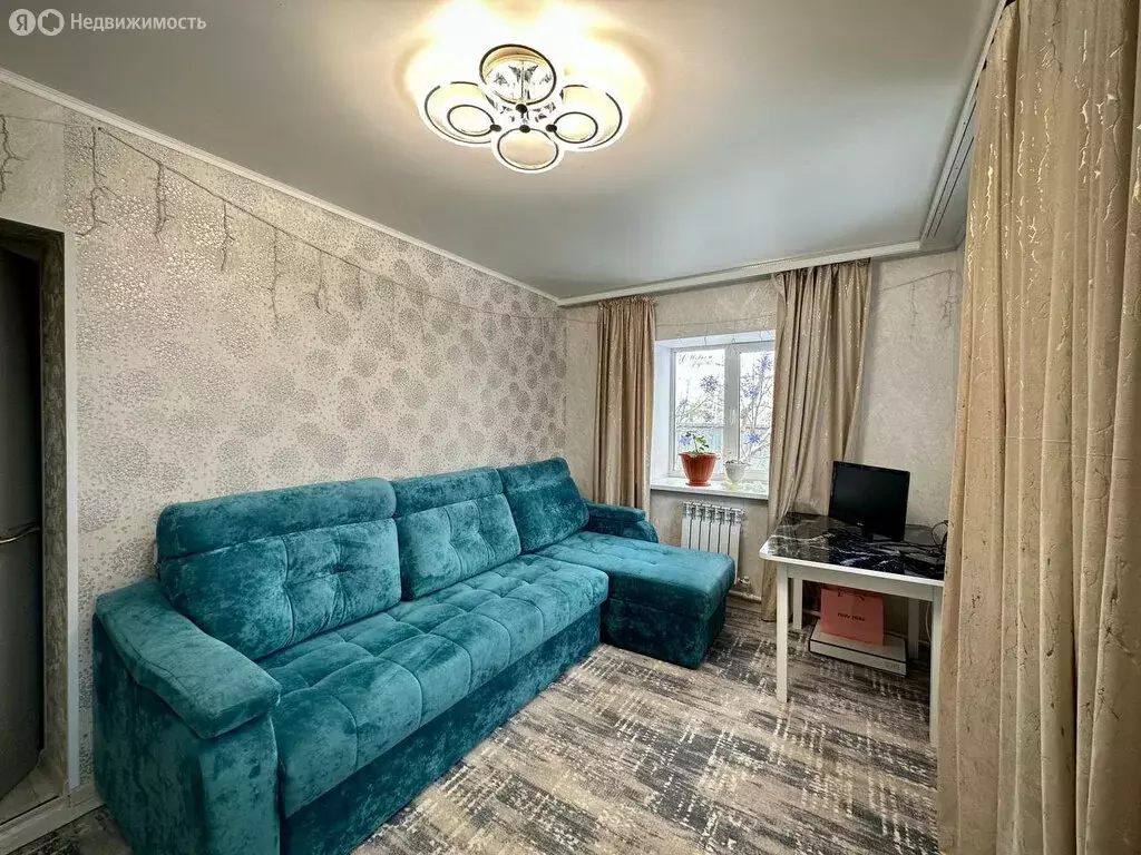 Дом в село Зубаревка, Центральная улица, 64 (45 м) - Фото 1