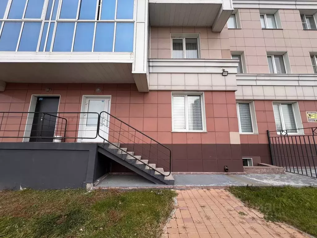 Помещение свободного назначения в Новосибирская область, Новосибирск ... - Фото 0