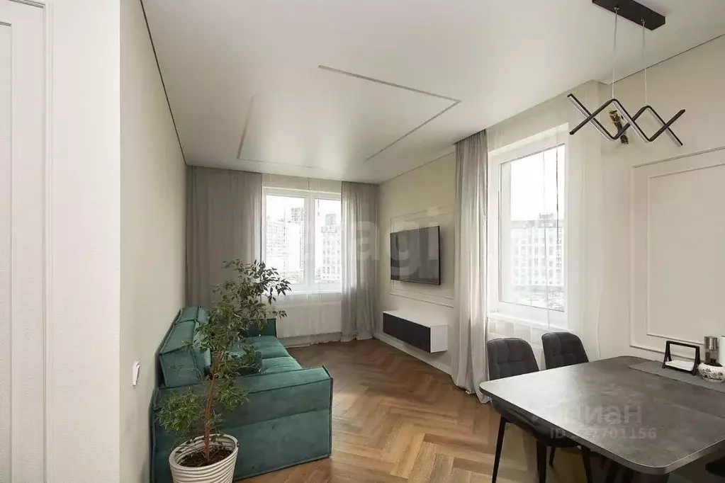 3-к кв. Тюменская область, Тюмень ул. Фармана Салманова, 16 (81.1 м) - Фото 1