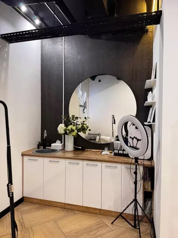 Офис в Татарстан, Казань Габдуллы Тукая ул., 64 (17 м) - Фото 1