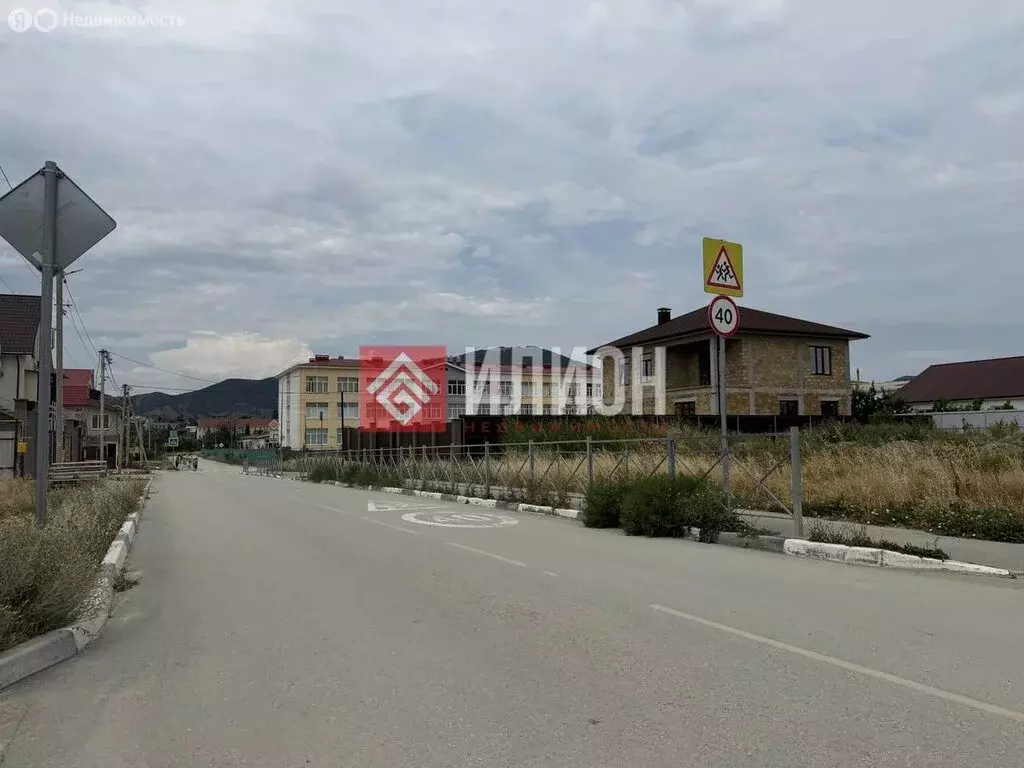 Участок в Судак, Ореховый бульвар, 24 (6 м) - Фото 1