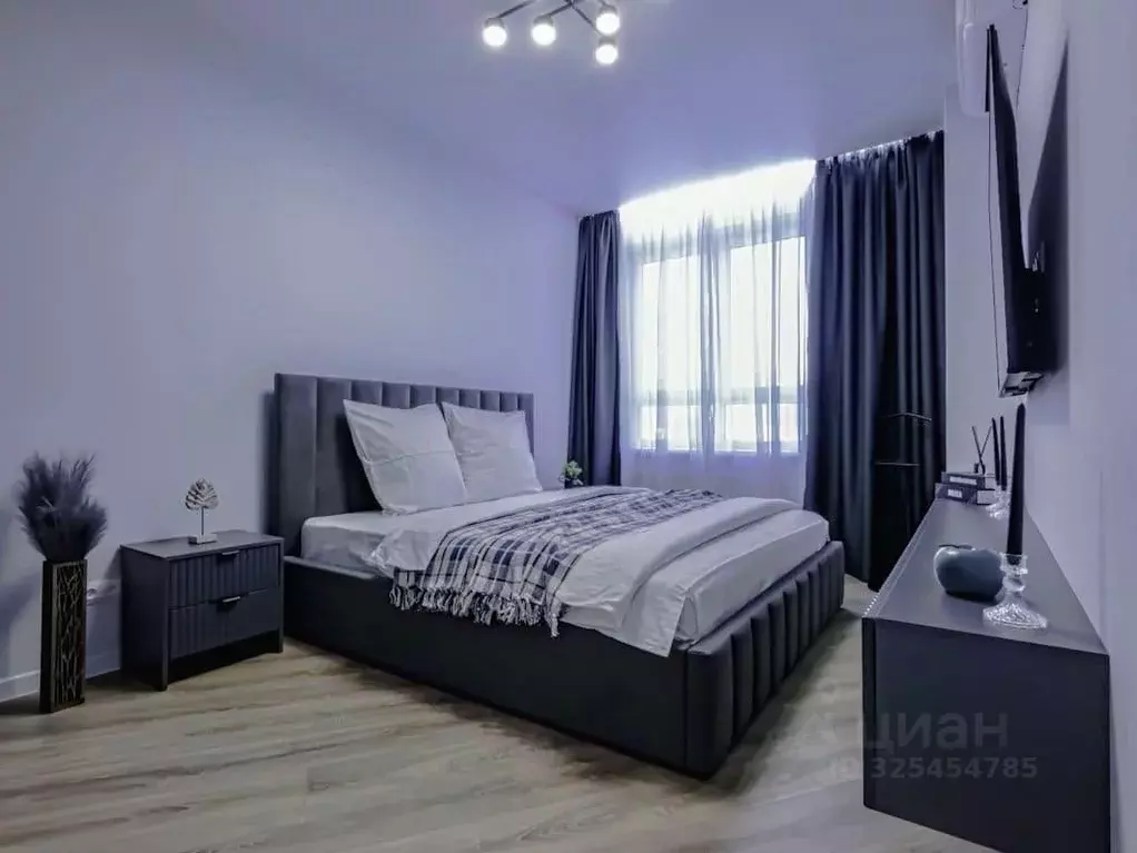 1-к кв. Астраханская область, Астрахань ул. Ахшарумова, 25 (33.0 м) - Фото 1