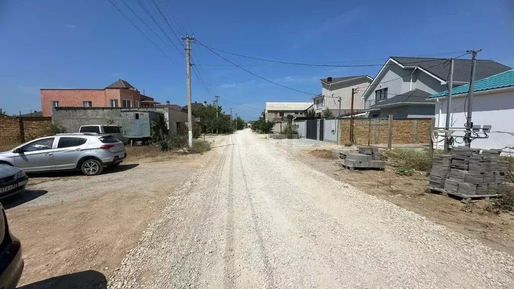 Участок в Крым, Евпатория городской округ, Заозерное пгт ул. ... - Фото 1