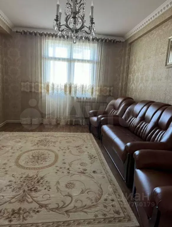 2-к кв. Дагестан, Махачкала ул. Гайдара Гаджиева (80.0 м) - Фото 1