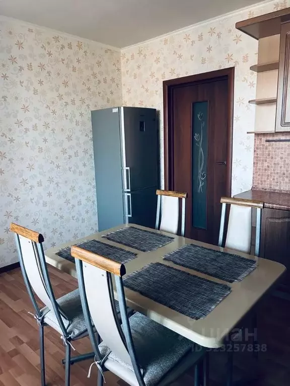 2-к кв. Татарстан, Казань ул. Сибгата Хакима, 37 (65.0 м) - Фото 1