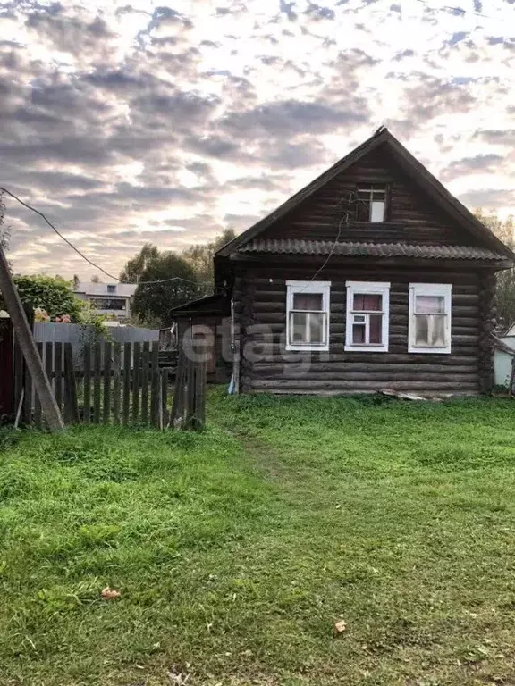 Дом в Новгородская область, Боровичский район, Волокское с/пос, д. ... - Фото 0