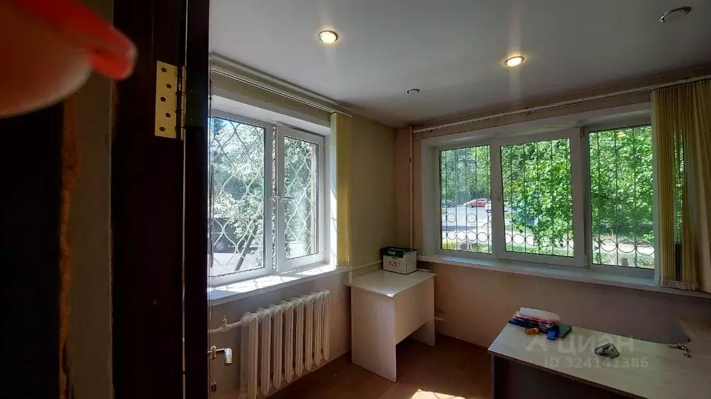 Помещение свободного назначения в Иркутская область, Иркутск ул. ... - Фото 2