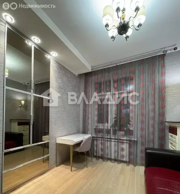 3-комнатная квартира: Москва, Авиационная улица, 77 (90 м) - Фото 1